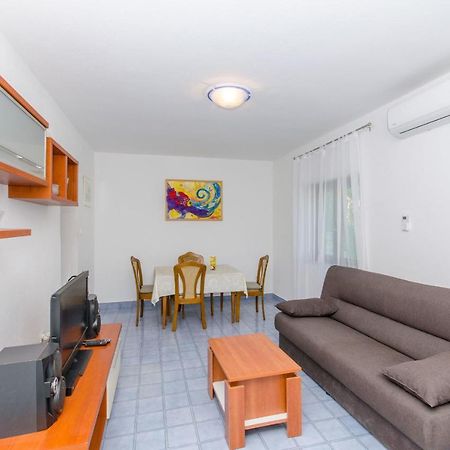 Apartment Vitaic Supetar Eksteriør billede